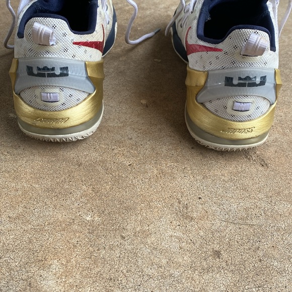 Used Nike Lebron 13’s. - Picture 6 of 7